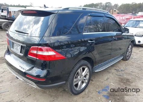 2014 Mercedes-Benz Ml 350 z USA, uszkodzony, nr VIN 4JGDA5JB1EA268788